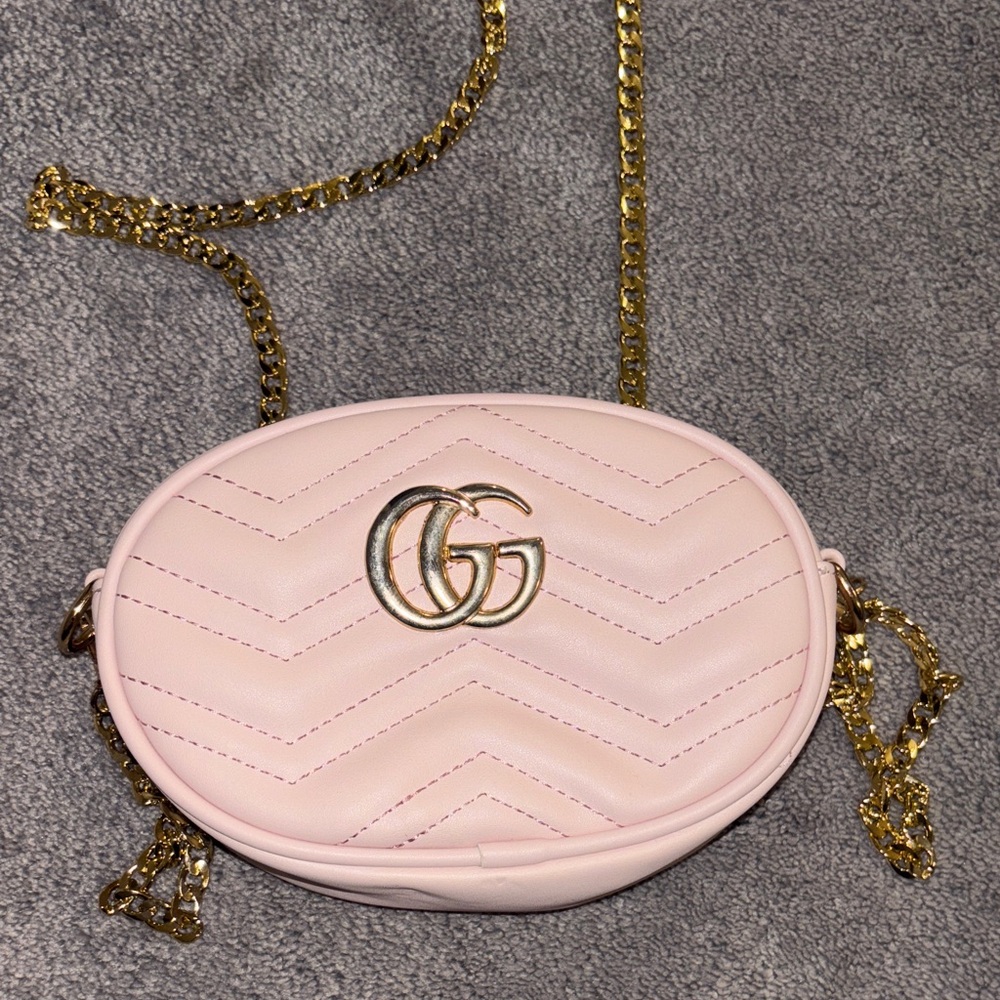 Fake Gucci Light Pink Oval Crossbody Bag with Gold Chain